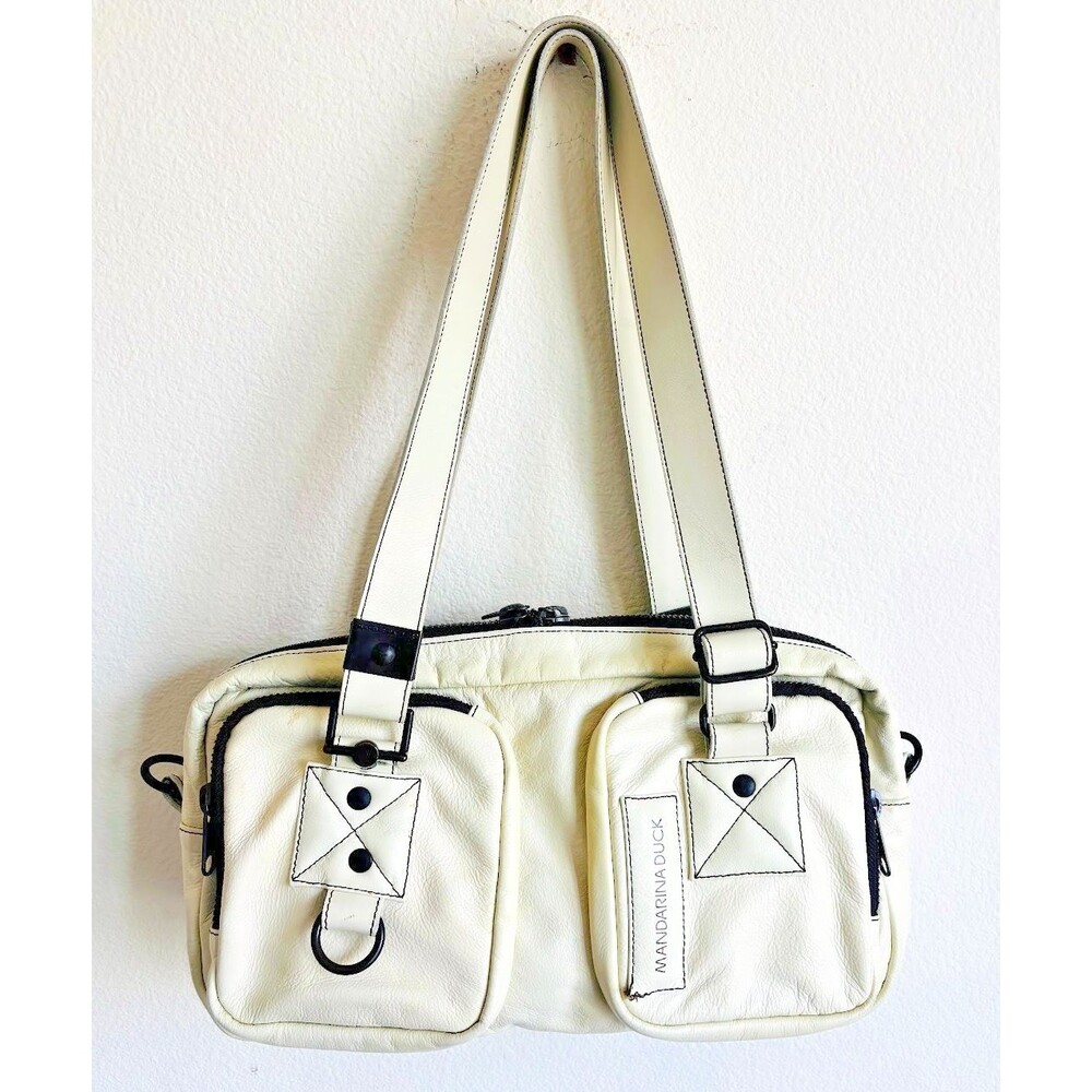 Vintage Mandarina Duck Off-White Leather Bag – Multi-Pocket Design